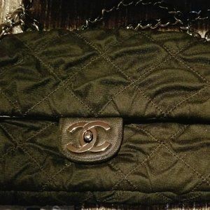 CHANEL SINGLE FLAP BAG